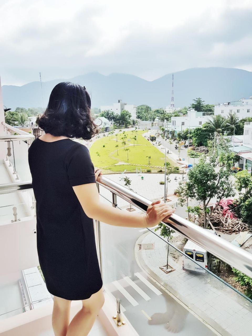 Homestay Gia Phu Chi Khu Co Ong ภายนอก รูปภาพ